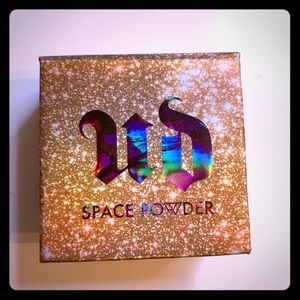 Urban Decay Makeup - Urban Decay Space Powder - Brand new Urban Decay Makeup - Urban Decay Space Powder - Brand new